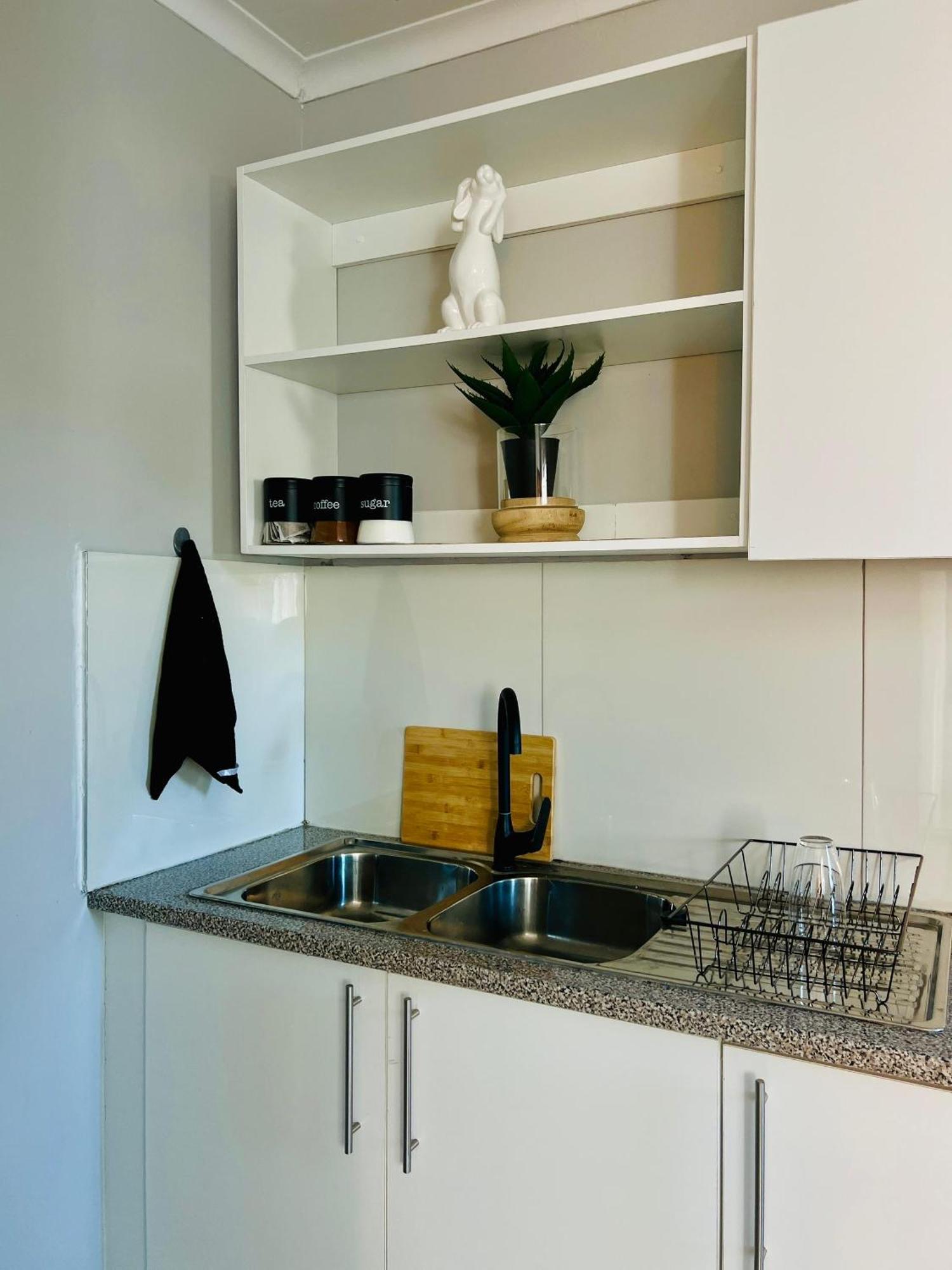 Easy Living Apartment Рунду Екстериор снимка