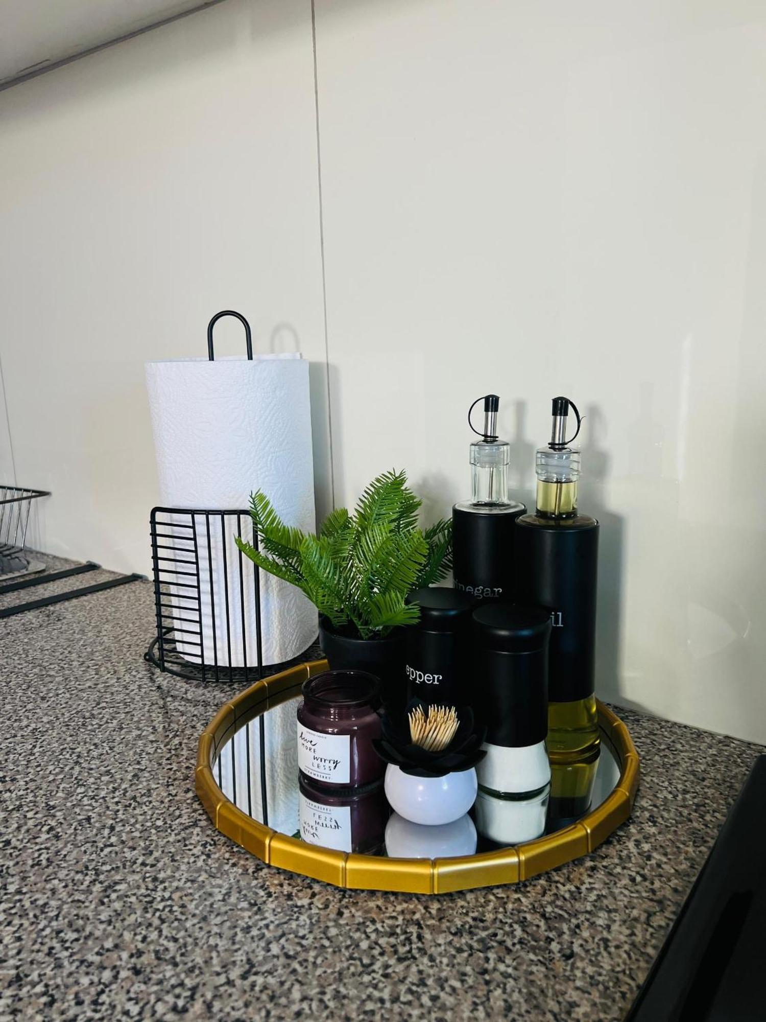 Easy Living Apartment Рунду Екстериор снимка