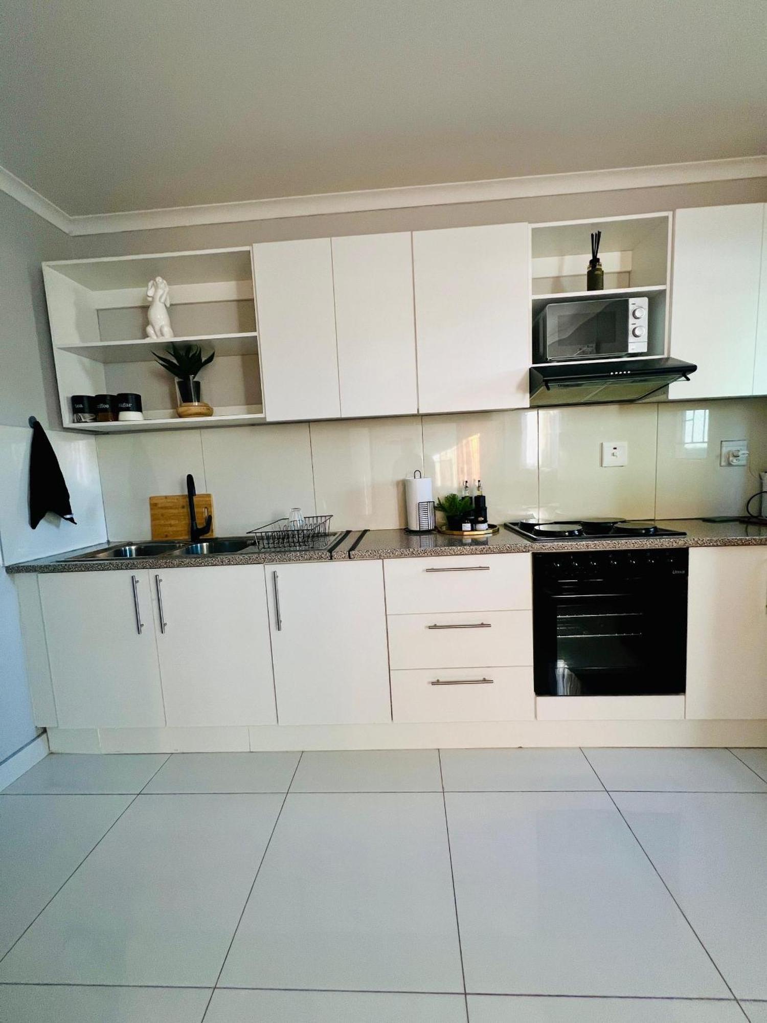 Easy Living Apartment Рунду Екстериор снимка